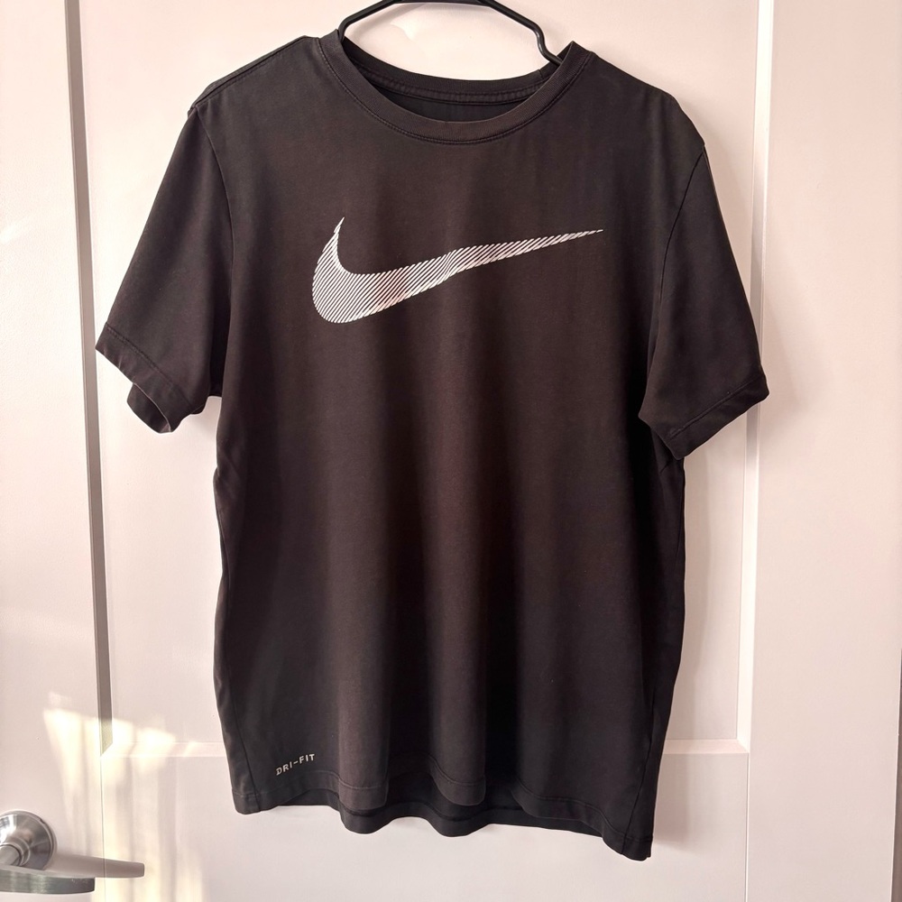 Nike Black Short Sleeve Tee